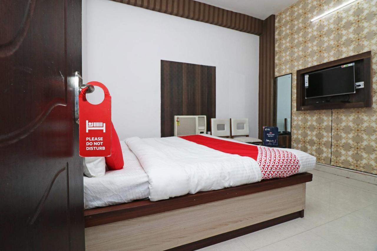 Oyo 24572 Express Inn Lucknow Dış mekan fotoğraf