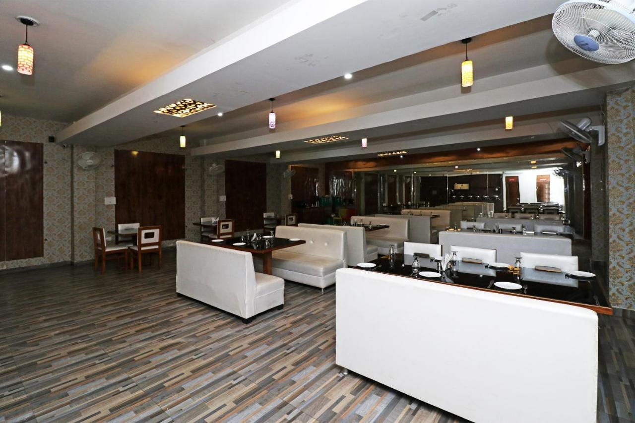 Oyo 24572 Express Inn Lucknow Dış mekan fotoğraf